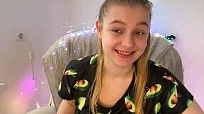 horny virgin teen begs you to fuck her wet pussy hard with fingers and hardcore pounding 😩💦