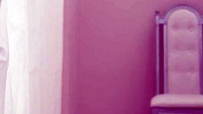 pretty teen 18+ in rope suspension with ladies?