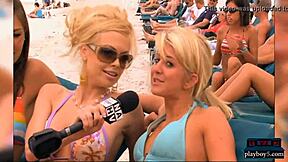 In this REAL homemade clip, amateur girlfriends get HOT with friends.