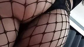 I convinced my 18-year-old sister-in-law to fuck, admiring her great ass