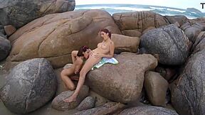 i'm huggin on the rock