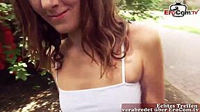 deutsche teen schlampe getroffen für heißen outdoor pov sex auf der straße