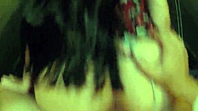 luna de miel termina en follada con vestido tierno y creampie en su coño mojado y estrecho