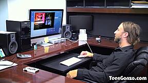 i found rose monroe on dating app for random fuck