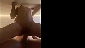 xxxhannah1, squirting all over that cock!