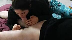 Feeding my cock to sasy and shooting my load straight into her mouth