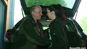 Fucking with no condom pussy with stepmom and stepson