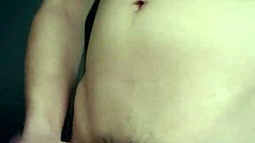 Straight 18 year old boy in Hanoi seeking sisters to call