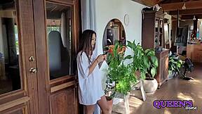 did famosinha cheat while hubby was out? got pounded by bald neighbor!