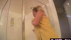 i'm sweet allie, fingering to orgasm in the shower