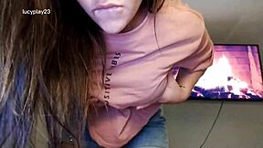 wanna watch a colombian model touching herself?