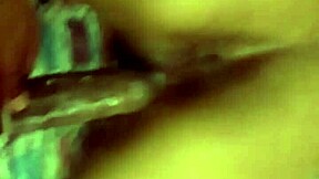 Icey candi twerks on a large penis