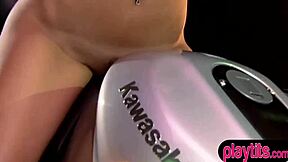 Newcomer Photomodel Chicks in Work Session