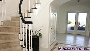 hey, those lesbian milfs got their boxes eaten out today