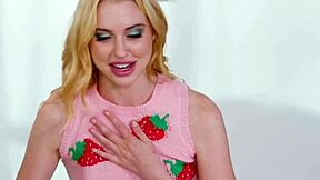 Stepmom helps stepdaughter with college stress.