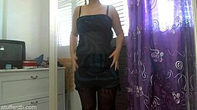 Oh wow, look at this sexy thick girl showing off her growing belly and big ass in pantyhose, it's so fetishy and chubby!