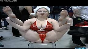 Chubby blonde with big booty does webcam show.