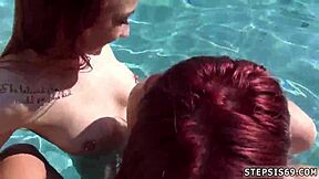 i love fingering on cam for my cronys, it feels so good