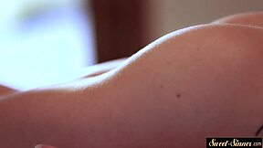 Hey gorgeous, give me that amazing massage right now