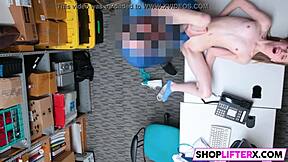 bad girls jade nile sarai steal their way into threesome - mofos