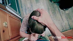 brunette stepdaughter starts morning with blowjob routine