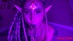 does pocahontas do anal with big ass on glass dick?