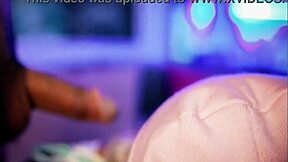 sexy blonde gives careful blowjob on webcam 😍