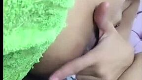 Em casa sozinha, metendo gostoso na minha buceta com meu dildo incrível