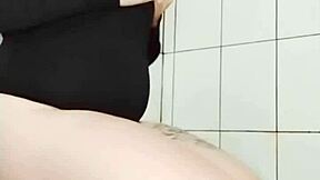 solita con mi vibrador quieres venir a jugar conmigo?