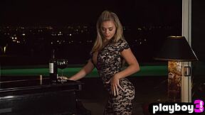 stunning blonde teen tahlia paris strips out of tight clothes for solo show