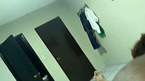 Que rica que chupa y folla esta ebano morena que le encanta culear conmigo 😍