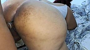 Joven Le Pide A Su Madrastra Que Chupe Su Polla Parte 2 Le Folla El Co�o Bien Duro Como A Ella Le Gusta