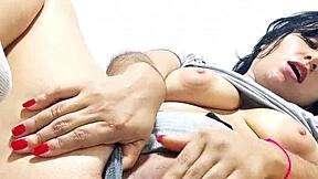 Baboso y enorme coño se chorrea rico con mi polla