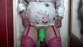 The Machine Masturbating My Dick Brings Intense Pleasure, Making Me Cum Inside It.