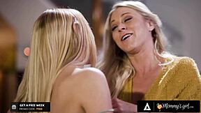 i finger myself while eatin katie morgan's pussy