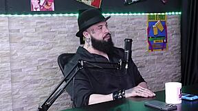 Entrou na prostitui��o com dezenove anos e n�o sabia quanto cobrava - gabe spec sheer red