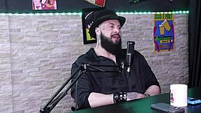 Woman receives more hates and service experiences