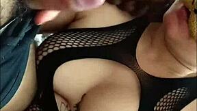 after school, i give my friend oral and he goes deep down my throat 😱