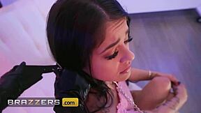 Mistress Riley Reid is having some steamy lesbian fun with young and submissive Ryan Reid