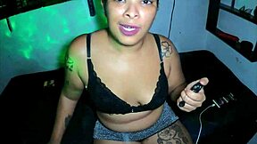 Smoking Latina girl masturbates while showing her tits 😏