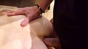 petit threesome between friends with licking and cumshot