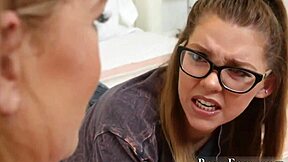 sexy teen 18+ cheerleader knocks on door