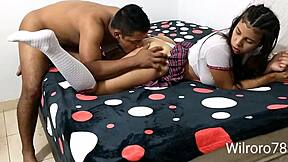 Colegiala Con Gran Culo Enseña En Mi Cama