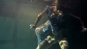 Big bouncy tits underwater in pool, damn I’m lovin’ it