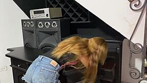 i just want to fuck that hot latina with her big ass and monster cock.