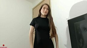 le pido a mi hermanastra de no ir a una fiesta follandola duro parte1