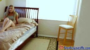 Teen amateur gets facial