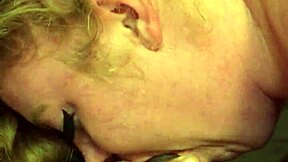 white girl sucking dick in detail