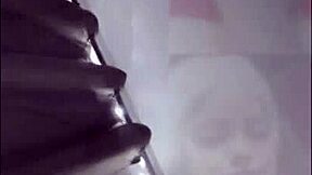 Novinha deepthroats in 69 with white moon.