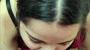 gostosa sucks cock before sitting 😘